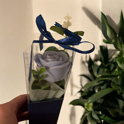 Einzelne Seifenblumensträusse in Rosaform– Kleine Geschenke mit grosser Wirkung