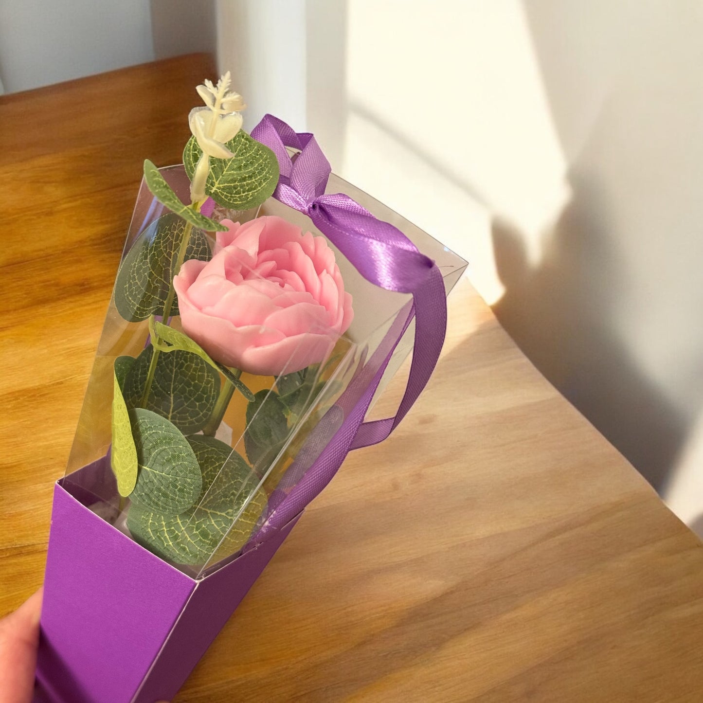 Einzelne Seifenblumensträusse in Herzform– Kleine Geschenke mit grosser Wirkung